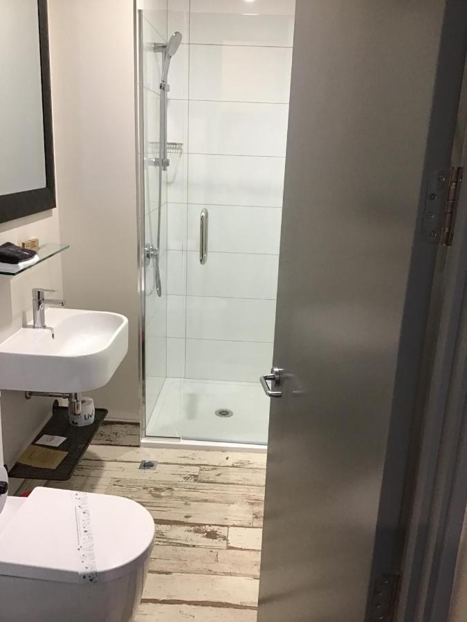 فندق Poshtel أومارا المظهر الخارجي الصورة