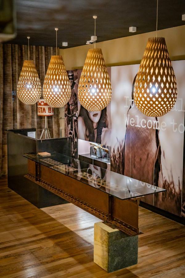 فندق Poshtel أومارا المظهر الخارجي الصورة